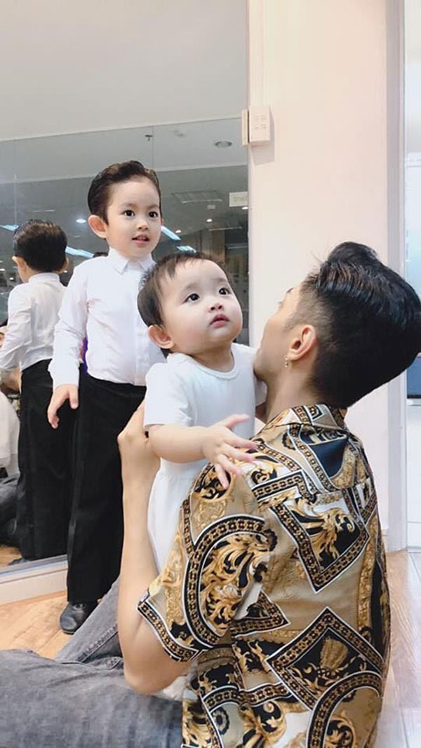 Đang có cuộc hôn nhân viên mãn với Phan Hiển, bỗng dưng Khánh Thi lại bị dân mạng bảo đáng thương vì lý do này Đang có cuộc hôn nhân viên mãn với Phan Hiển, bỗng dưng Khánh Thi lại bị dân mạng bảo đáng thương vì lý do này