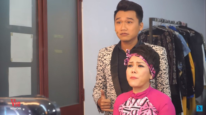 Việt Hương khẳng định: Tôi không bao giờ livestream chửi ai hết Việt Hương khẳng định: Tôi không bao giờ livestream chửi ai hết