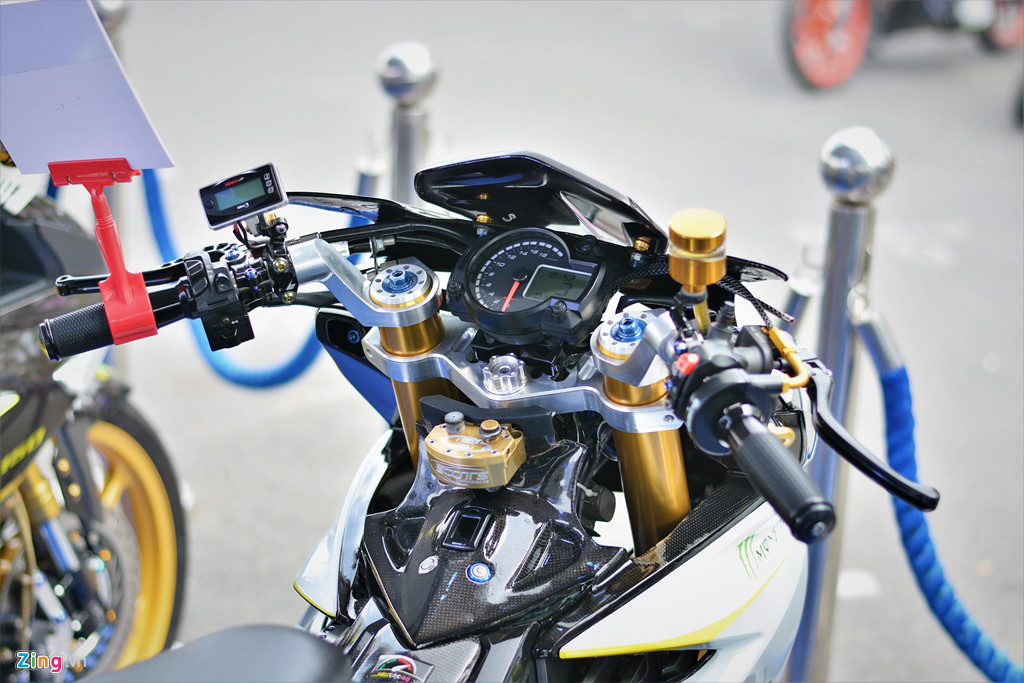 Dàn xe độ khủng hàng trăm triệu đồng quy tụ tại Sài Gòn