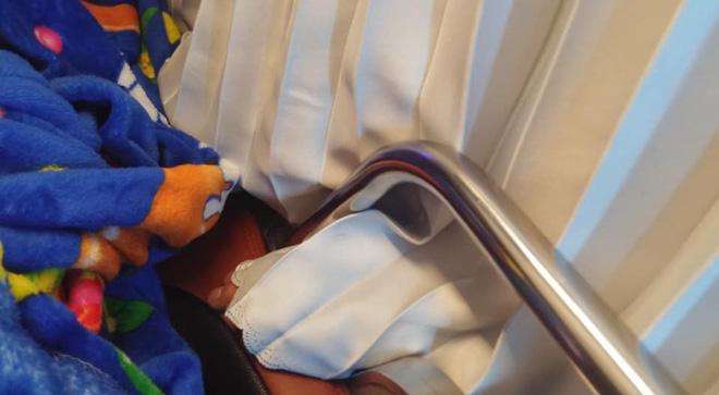 Bàn tay hư của gã phụ xe khách giường nằm lúc nửa đêm khiến nữ hành khách hốt hoảng xin đổi chỗ