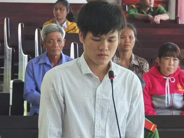 Đâm chết người vì câu nói ba mẹ mày không biết dạy con, để tao dạy cho