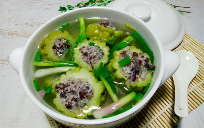 Mùa hè muốn hạ nhiệt thì nên ăn gì: 5 thực phẩm có thể giúp điều hòa nhiệt độ cơ thể Mùa hè muốn hạ nhiệt thì nên ăn gì: 5 thực phẩm có thể giúp điều hòa nhiệt độ cơ thể