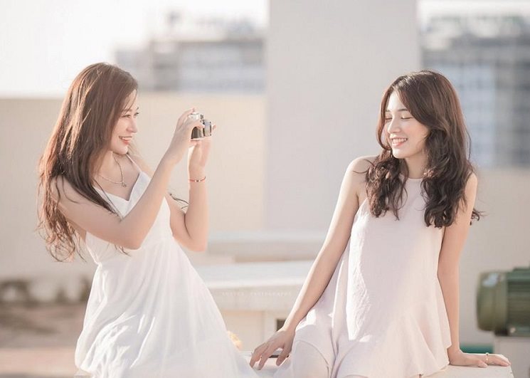 Tình yêu không có lỗi, lỗi tại bạn thân: Giả lả khuyên nhủ bạn thân chia tay người yêu rồi nhanh chân cưới luôn người yêu của bạn