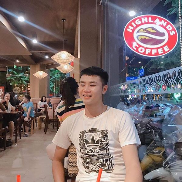 Thủ môn Nguyễn Văn Toản là ai sao được ông Park gọi lên Tuyển?