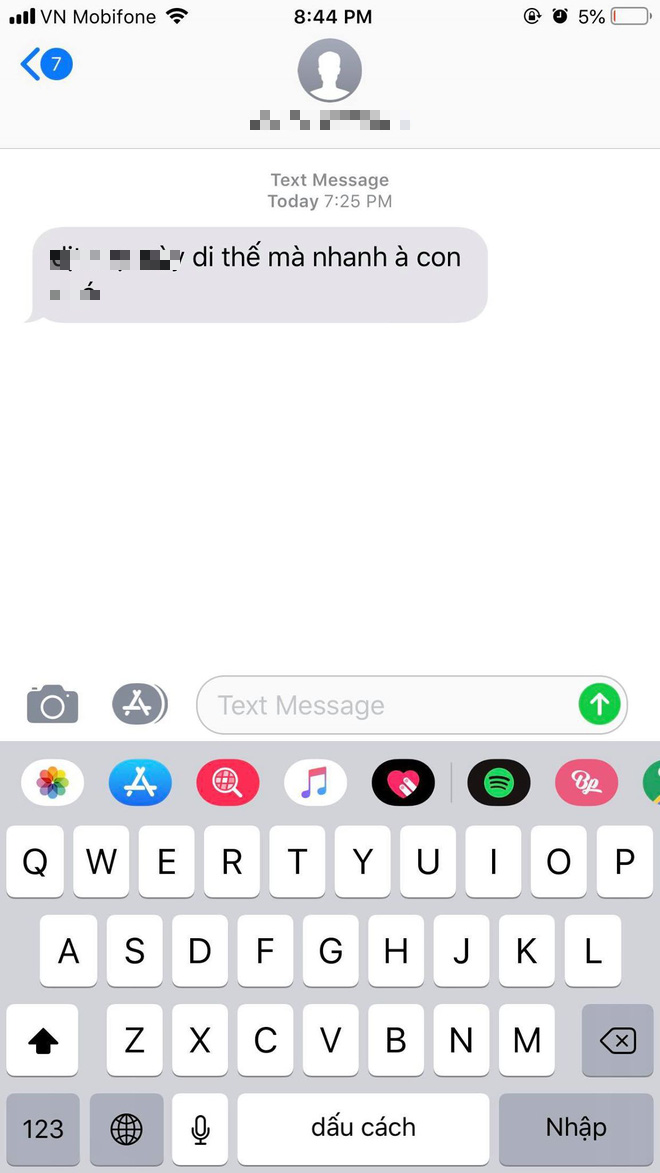 Bà bầu lên mạng tố tài xế Go-Việt nhắn tin chửi khách hàng sau khi bị nhắc nhở vì chạy ẩu, vượt đèn đỏ