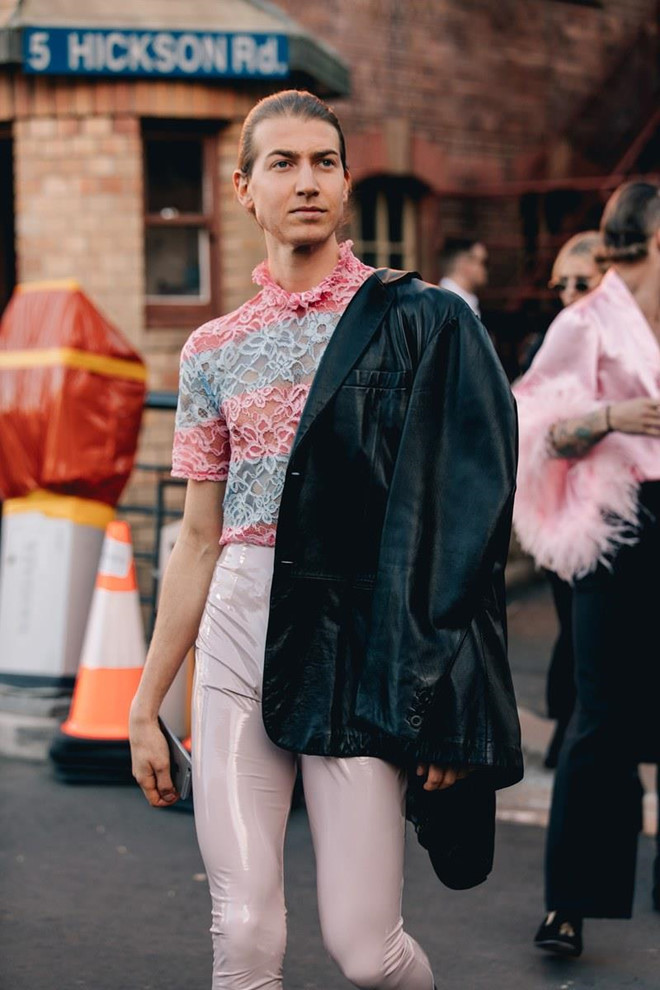 Hai mẫu Việt được Vogue khen mặc đẹp tại Sydney Fashion Week