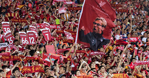 CĐV Liverpool, Tottenham xin nhà tài trợ nhường vé