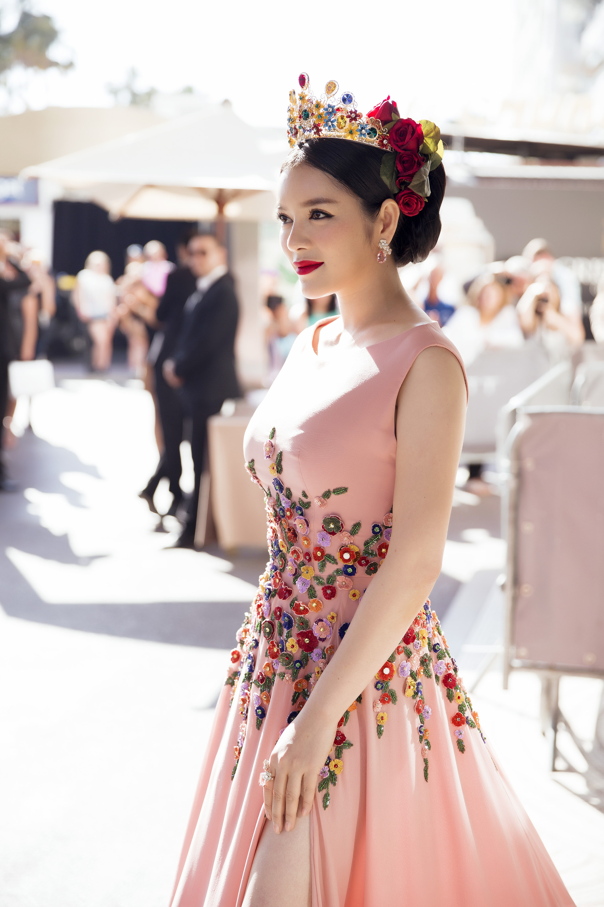 Vì sao Lý Nhã Kỳ vắng bóng tại LHP Cannes 2019? Vì sao Lý Nhã Kỳ vắng bóng tại LHP Cannes 2019?