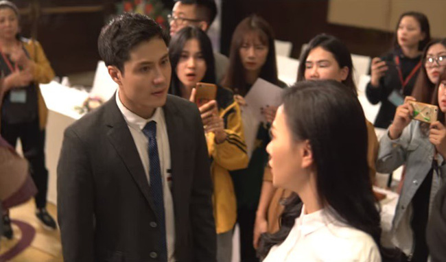 Không cam tâm khi hết vai trong Nàng dâu order, Quỳnh Búp Bê đòi làm nhân viên đi theo đoàn phim Không cam tâm khi hết vai trong Nàng dâu order, Quỳnh Búp Bê đòi làm nhân viên đi theo đoàn phim