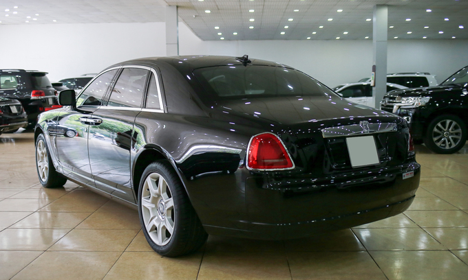 Rolls-Royce Ghost 2011 giá 10 tỷ đồng Rolls-Royce Ghost 2011 giá 10 tỷ đồng