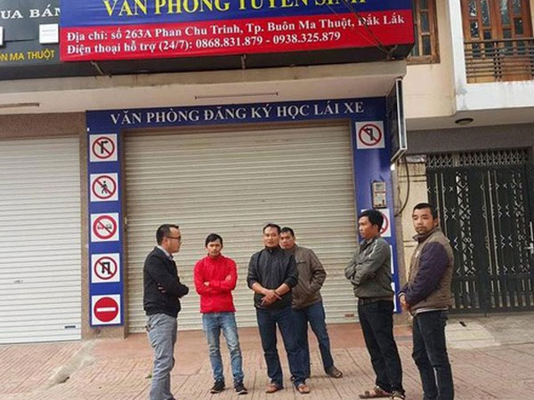 Trung tâm dạy lái xe gắn mác trường thuộc Bộ Công an lừa đảo hơn 450 người