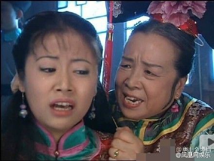 Clip Dung Ma Ma Lý Minh Khải từ chối ngồi ghế trên xe bus để nhường chỗ cho trẻ em gây sốt mạng xã hội