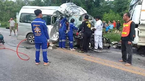 Bóng đá Thái Lan sốc với vụ tai nạn thảm khốc khiến 5 CĐV thiệt mạng