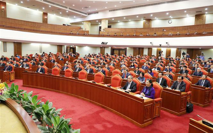 Cận cảnh khai mạc Hội nghị Trung ương 10 Cận cảnh khai mạc Hội nghị Trung ương 10