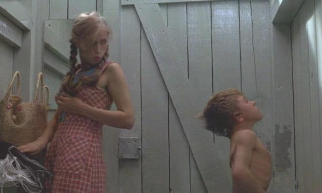 Loạt phim Mỹ gây tranh cãi vì diễn viên chưa đủ 18 tuổi đóng cảnh nóng