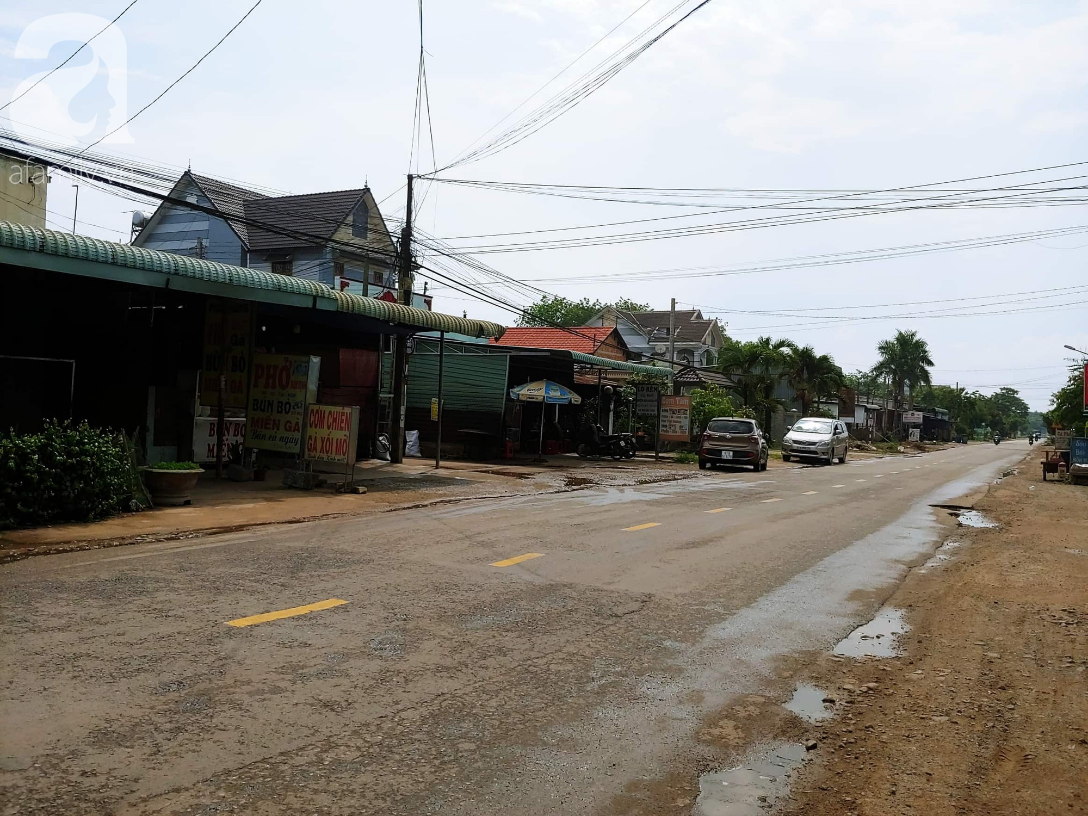 Hiện trường ngôi nhà bí ẩn có 2 thi thể đang phân hủy trong khối bê tông, cảnh sát phong tỏa nghiêm ngặt