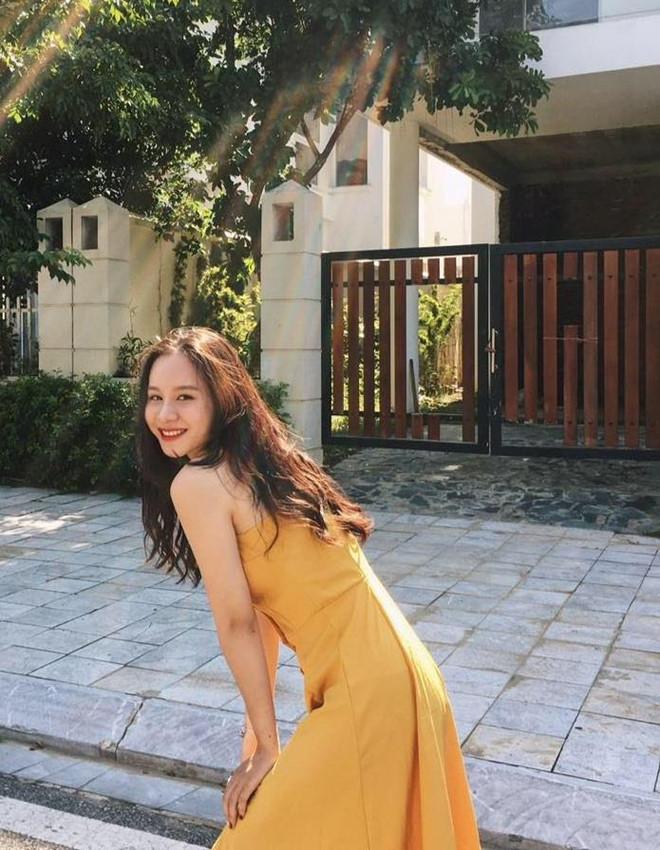 Loạt gái xinh được chú ý vì khoảnh khắc xuất thần ngày bế giảng Loạt gái xinh được chú ý vì khoảnh khắc xuất thần ngày bế giảng