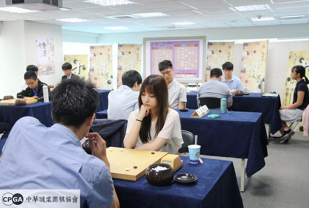 Kỳ thủ cờ vây của hiếm: Đã xinh đẹp rồi lại còn toát ra khí chất thông tuệ bảo sao dân mạng không thích!