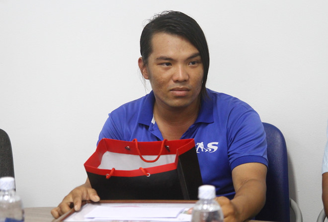 Trả lại người nước ngoài 7.400 USD, thanh niên Sài Gòn từ chối tiền ủng hộ