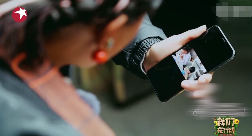 Ơn giời cuối cùng Angela Baby đã tự mình chứng minh vẫn sống hạnh phúc bên Huỳnh Hiểu Minh