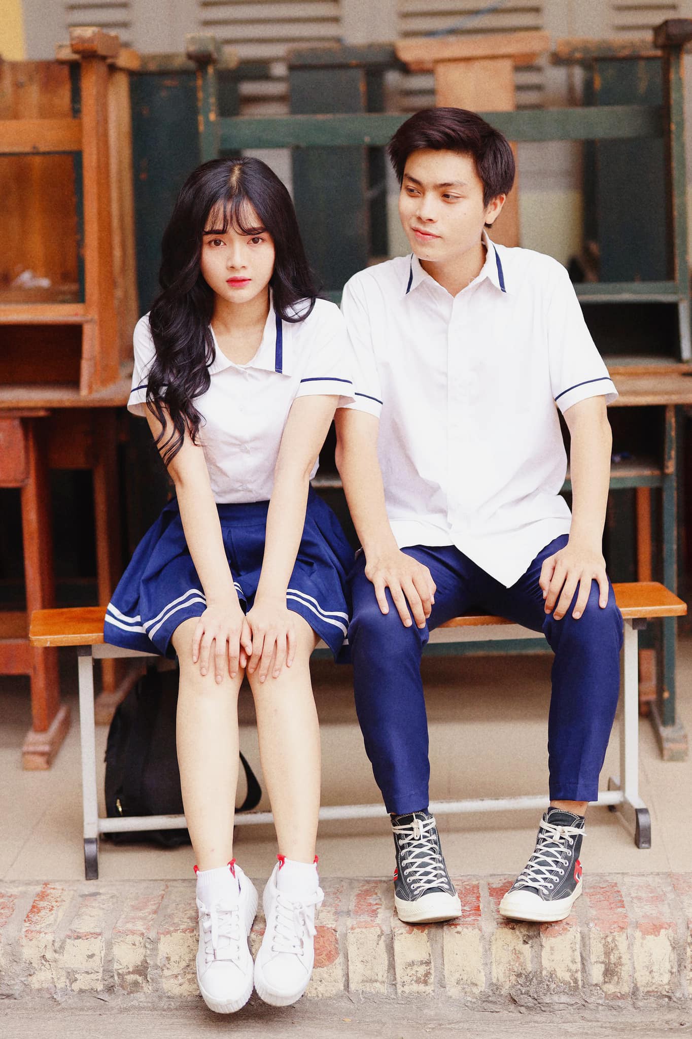 Gái xinh trường con nhà giàu ở TPHCM: Người nổi như cồn nhờ ảnh thẻ, kẻ sở hữu gương mặt mong manh như sương khói