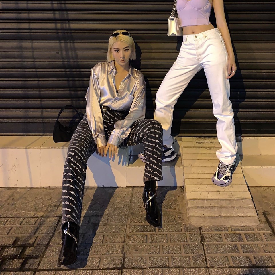 Hai cái nhất của street style tuần qua: Chi Pu khoe đường cong nữ thần, Khánh Linh lại giống bắp cải ngũ sắc