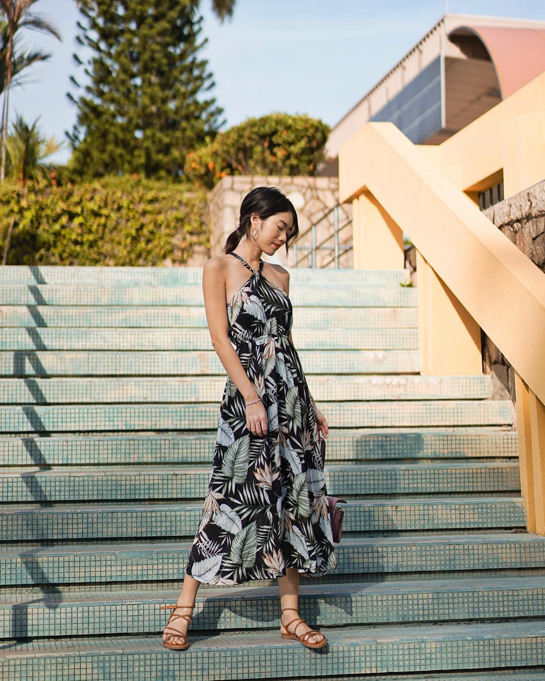 Đừng quên là bạn có ít nhất 4 kiểu họa tiết xinh xắn, hack tuổi để thỏa sức bung lụa hè này