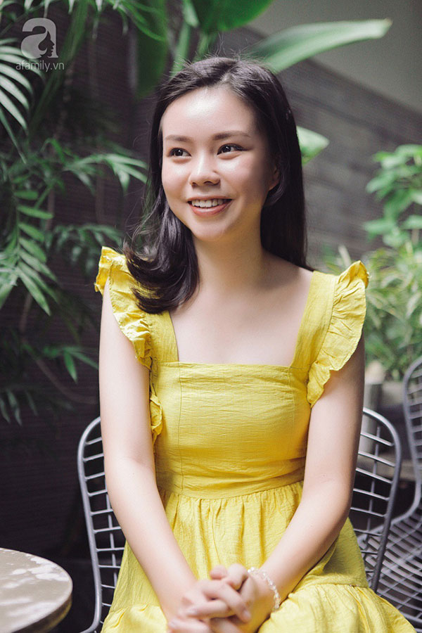 Trà My - thiếu nữ 15 tuổi đóng nhiều đoạn 18+ trong Vợ Ba: Em phải dán ngực khi quay và cảnh tự sướng chỉ để tay xuống dưới rồi thể hiện biểu cảm gương mặt thôi