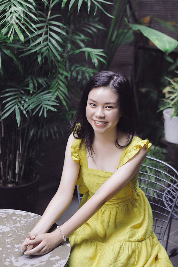 Trà My - thiếu nữ 15 tuổi đóng nhiều đoạn 18+ trong Vợ Ba: Em phải dán ngực khi quay và cảnh tự sướng chỉ để tay xuống dưới rồi thể hiện biểu cảm gương mặt thôi