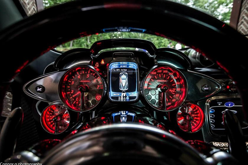 10 mẫu xe có đồng hồ hiển thị ấn tượng nhất thế giới