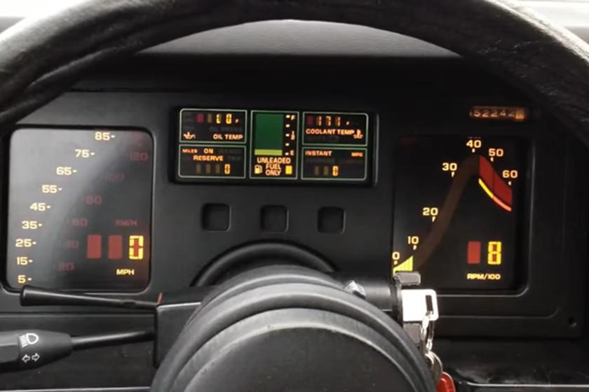 10 mẫu xe có đồng hồ hiển thị ấn tượng nhất thế giới