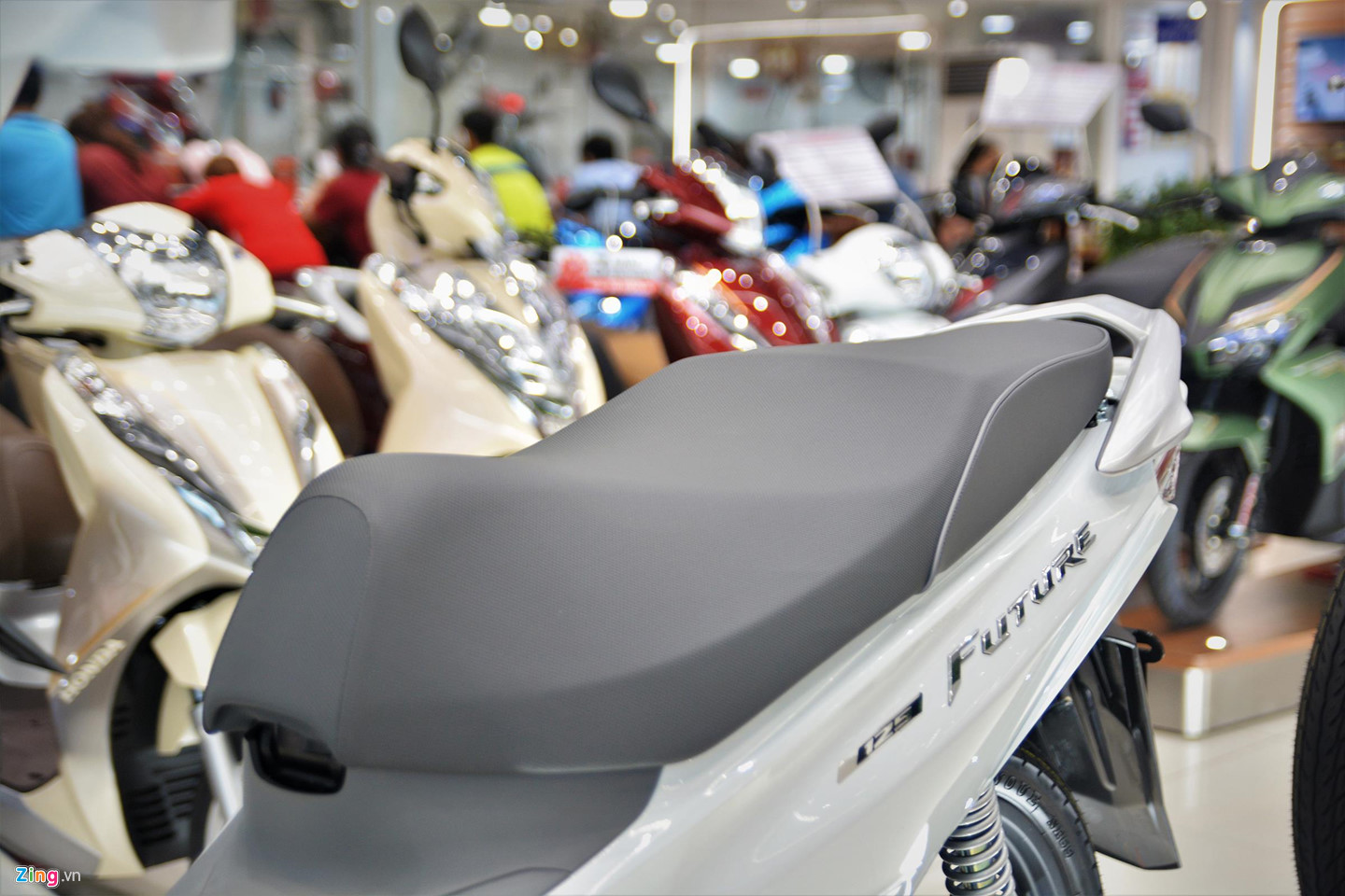 Chi tiết Honda Future FI 125 mới - bình mới rượu cũ