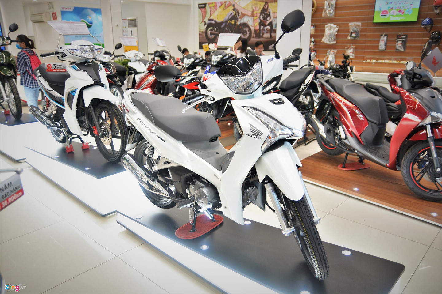 Chi tiết Honda Future FI 125 mới - bình mới rượu cũ