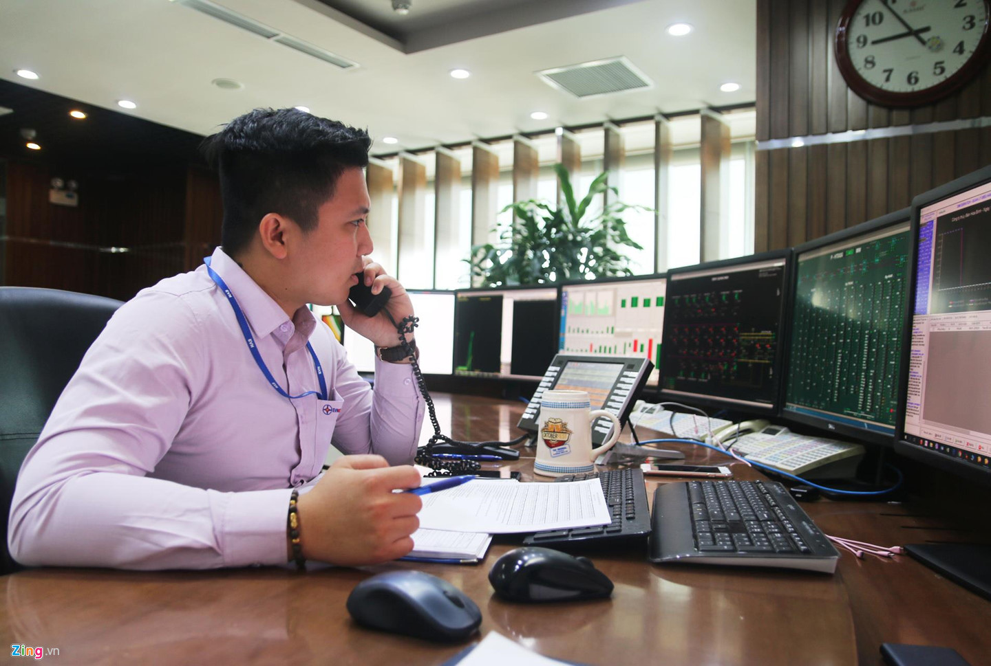 Bên trong căn phòng được bảo mật nghiêm ngặt nhất của EVN