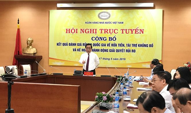 Ngân hàng, bất động sản nguy cơ thành nơi rửa tiền ở Việt Nam