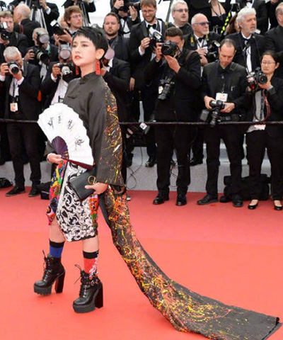 Sao Tiếu ngạo giang hồ hối hận vì mua vé lên thảm đỏ Cannes