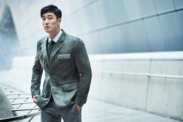 So Ji Sub hẹn hò bạn gái kém 17 tuổi, người đàn ông quốc dân nay chính thức đã có chủ
