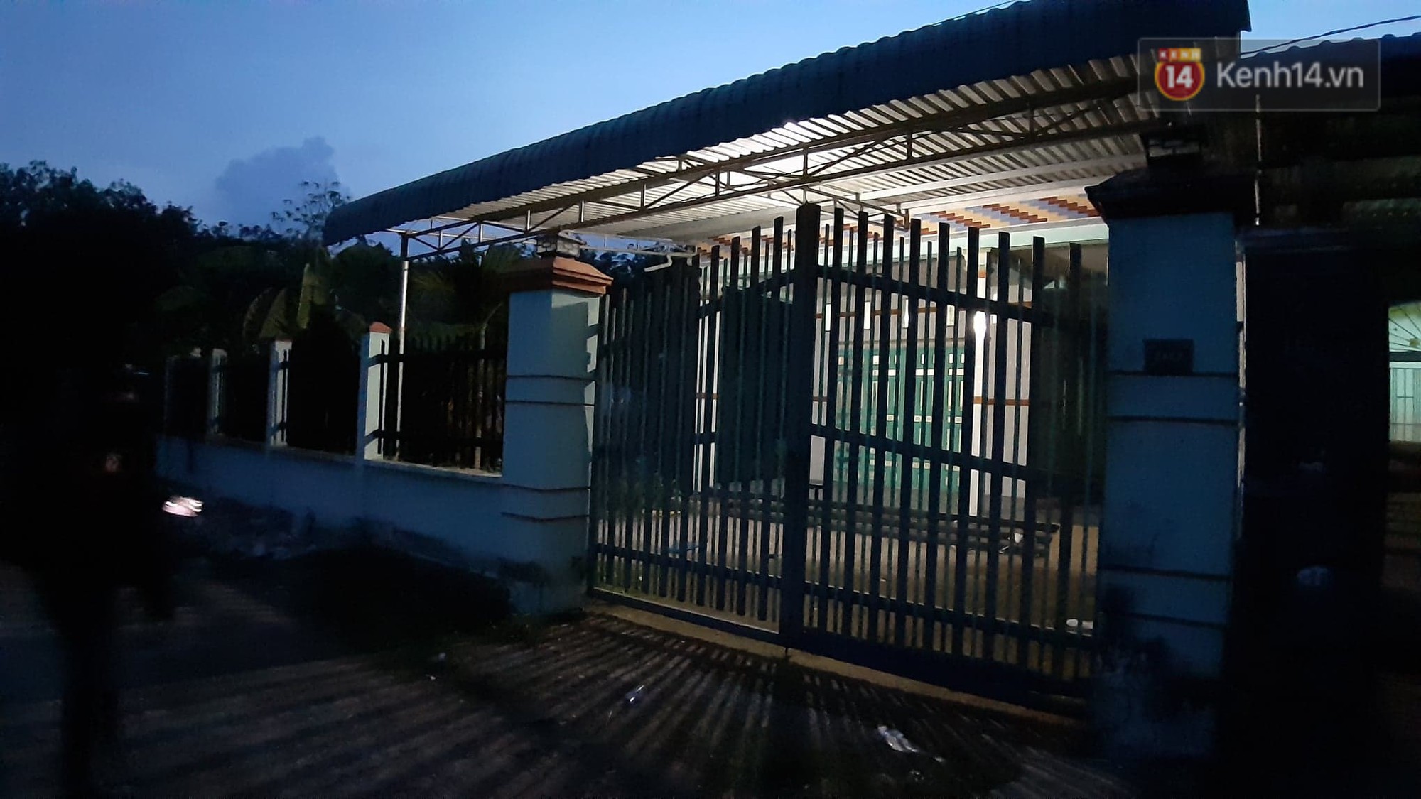 Người dân ám ảnh không dám ra đường sau vụ phát hiện 2 khối bê tông chứa thi thể: Lo sợ nghi phạm ẩn nấp trong rừng cao su