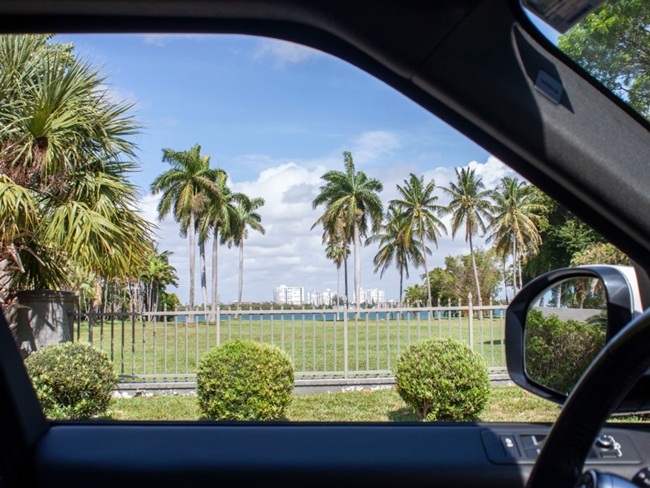 Làng chỉ có 42 người dân nhưng nhà nào cũng giàu nứt đố đổ vách