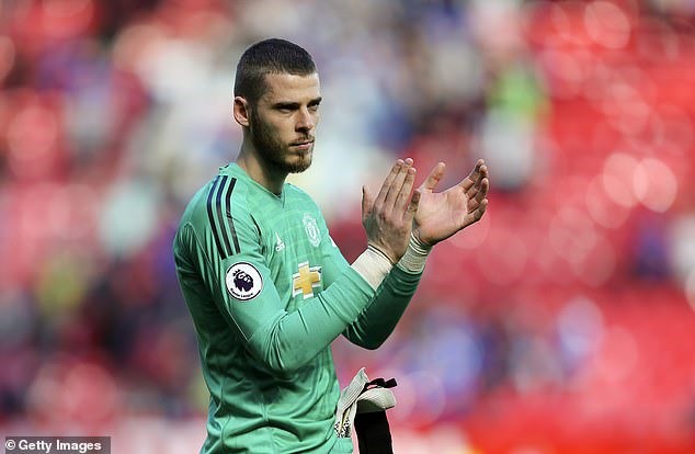 Học đòi De Gea, Rashford hoãn kí hợp đồng với Man United