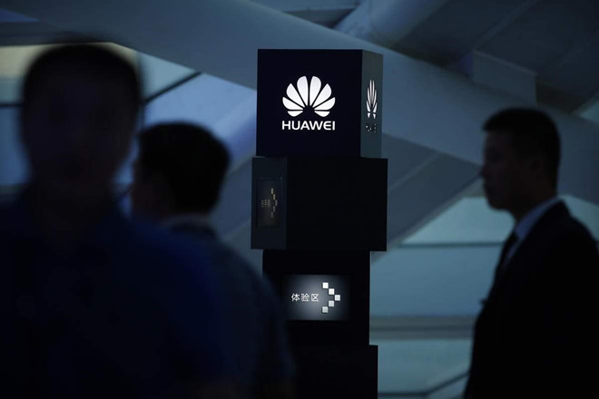 Ông Trump triệt hạ Huawei, các hãng công nghệ Mỹ thiệt hại bao nhiêu?