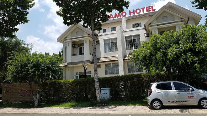 Công an đang khám xét ngôi nhà thứ 2 trong vụ 2 thi thể bị đổ bê tông giấu trong thùng nhựa