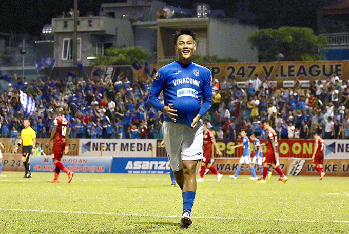 Mạc Hồng Quân - Kỳ Hân sắp có con thứ hai