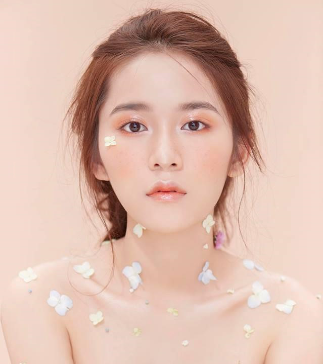 Cuộc sống hiện tại của những cô bé trà sữa đình đám một thời