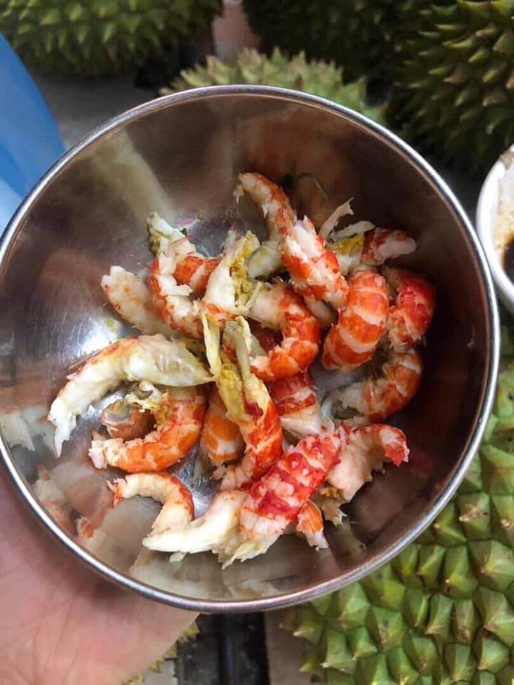 Tôm hùm đất giá nào cũng có bán tràn lan trên mạng, chị em nội trợ mua ầm ầm