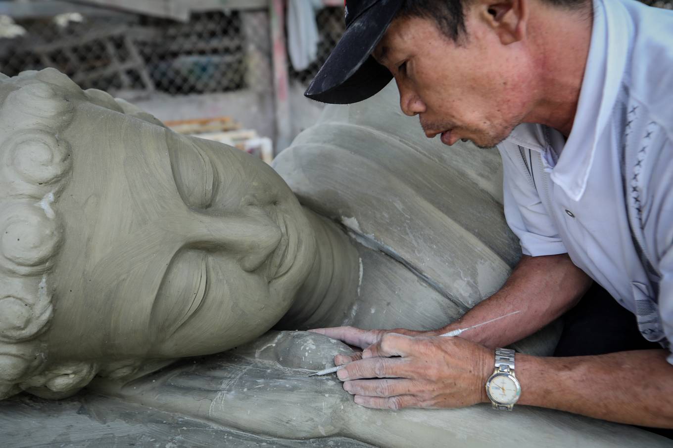 Xóm làm tượng Phật gần trăm tuổi ở Sài Gòn