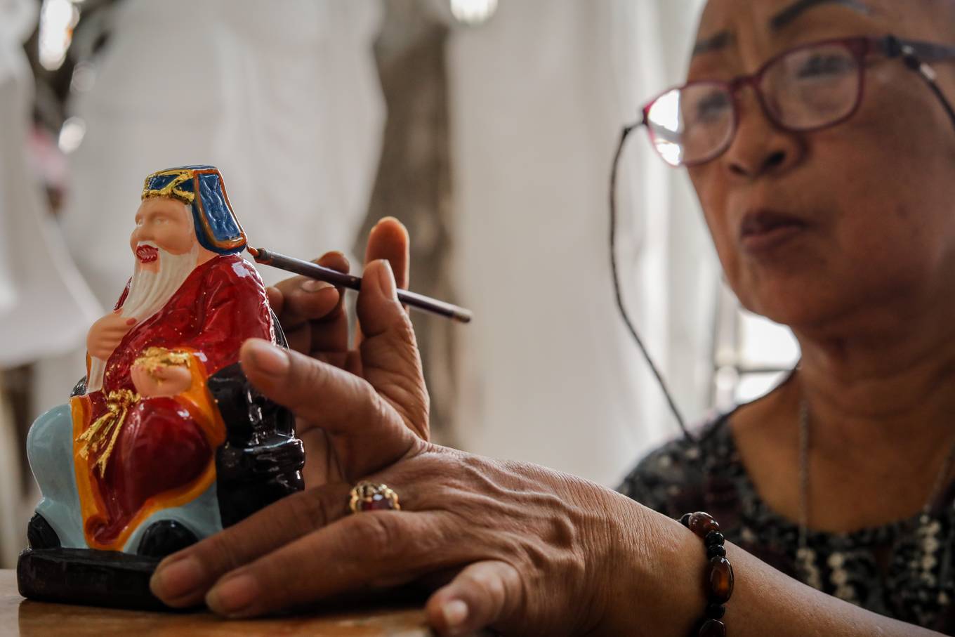 Xóm làm tượng Phật gần trăm tuổi ở Sài Gòn