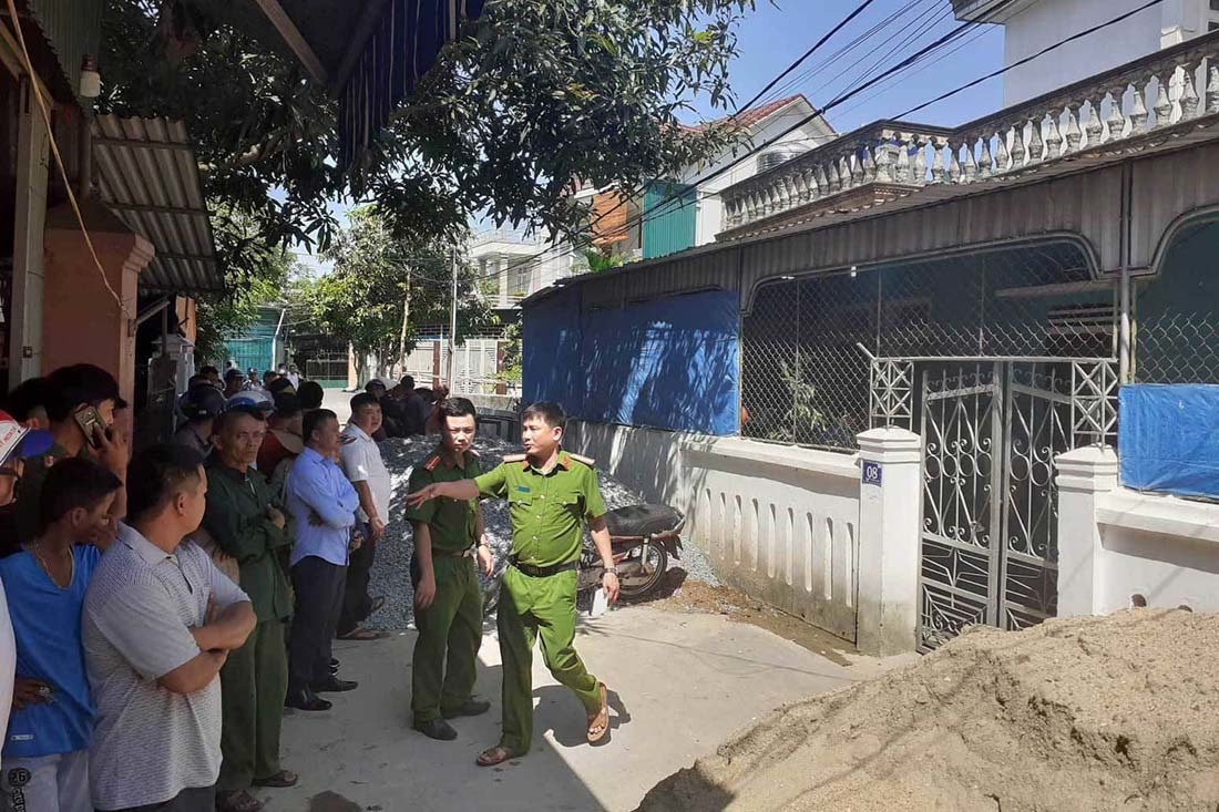 Mẹ nạn nhân kể phút con rể dí dao c ứa cổ con gái ở Hà Tĩnh