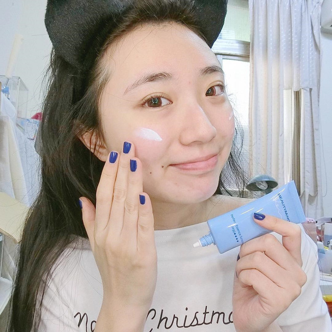 Quá mệt mỏi khi tìm kem chống nắng tốt? Đôi ba tips từ bác sĩ da liễu sẽ giúp bạn tìm được chân ái cuộc đời