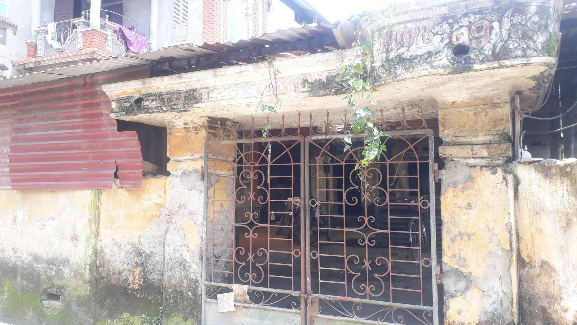 Những đau khổ bên trong ngôi biệt thự màu xám lạnh của tên đồ tể giết người hàng loạt ở Vĩnh Phúc và Hà Nội